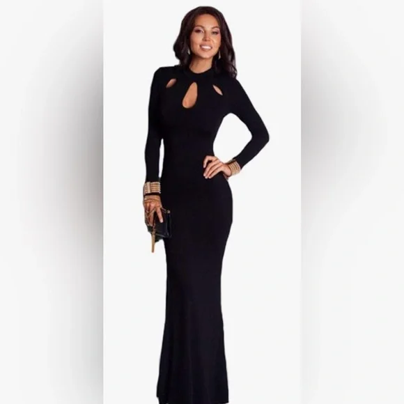 Fleece lined Black Evening Gown- medium - Picture 2 of 3